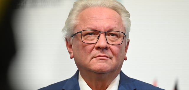 Armin Papperger, Vorstandsvorsitzender der Rheinmetall AG, beantwortet in der Hamburger Handelskammer Fragen zur Zukunft der Hamburger Werft Blohm+Voss