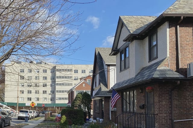 A vacant building at Jacobi Medical Center (background) was slated to become housing for former Rikers Island detainees with serious medical conditions.
