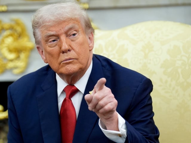 US President Donald Trump during a meeting with Recep Tayyip Erdogan, Turkey's president, not pictured, in the Oval Office of the White House in Washington, DC, US, on Thursday, Sept. 25, 2025. Erdogan is visiting the White House for the first time in six years, bringing a slate of deals aimed at repairing the fractious ties between the two members of the North Atlantic Treaty Organization. Photographer: Yuri Gripas/Abaca/Bloomberg