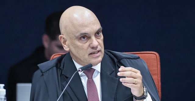 Moraes revoga bloqueio a perfis de Zambelli em redes sociais