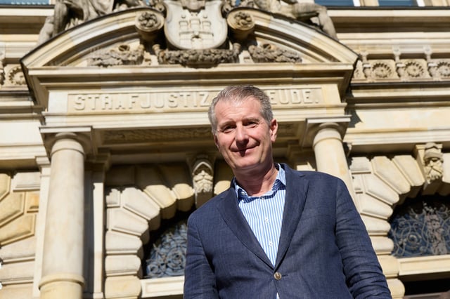 Stephan Hensel fordert von seiner Ex-Frau Christina Hensel Unterhalt für die drei gemeinsamen Kinder, die seit 2021 bei ihm leben.