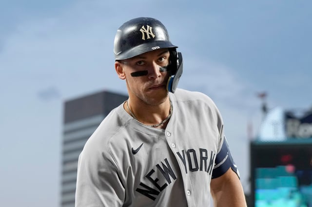 BALTIMORE, MARYLAND - SEPTEMBER 19: Aaron Judge #99 of the New York Yankees warms up while on deck to bat against the Baltimore Orioles during the first inning at Oriole Park at Camden Yards on September 19, 2025 in Baltimore, Maryland. (Photo by Jess Rapfogel/Getty Images)