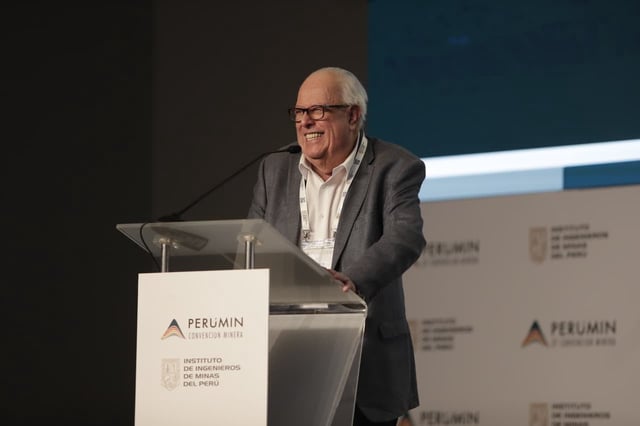 Julio Velarde se presentó en el último día de la Cumbre Minera de Perumin 37. | Foto: Hugo Pérez