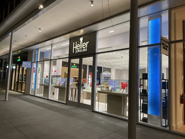 Heller Jewelers in City Center Bishop Ranch in San Ramon in February 2025. (Photo by Jeremy Walsh)