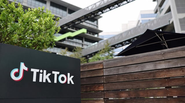 TikTok-Schild vor einem TikTok-Büro in Kalifornien