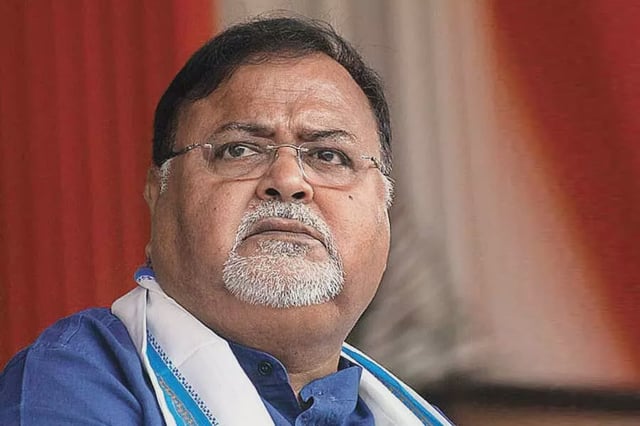 Cal HC grants bail to former West Bengal minister Partha Chatterjee in 'school jobs case'