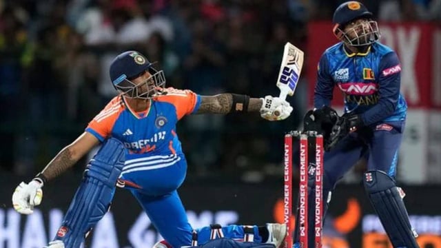 IND vs SL T20 Match Asia Cup 2025 Live Score: India is set to take on Sri Lanka in the last Super clash of the ongoing Asia Cup 2025.
