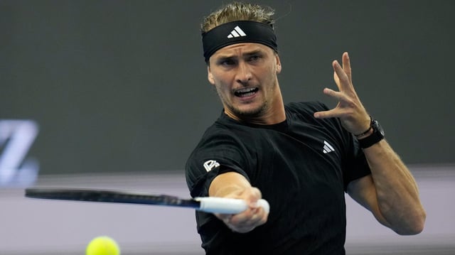 Alexander Zverev in Aktion beim Match gegen Lorenzo Sonego