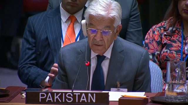 Not Once Or Twice, Pakistan's Khawaja Asif Fumbles 7 Times At UN; 'Op Sindoor Shook Him' Say Netizens  | WATCH