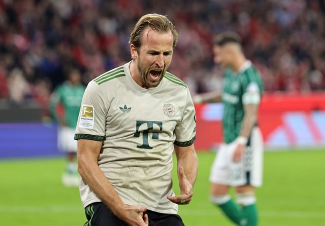 L'attaquant anglais du Bayern Harry Kane, auteur de ses 99e et 100e munichois, grâce à un doublé contre le Werder Brême, le 26 septembre 2025 à Munich