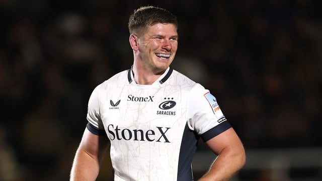 A bloodied Farrell still had plenty to smile about as Saracens made a winning start to the new season, kicking three conversions and two penalties