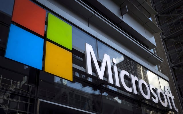A Microsoft logo is seen on an office building in New York City in this July 28, 2015 file photo.  REUTERS/Mike Segar/Files/File Photo