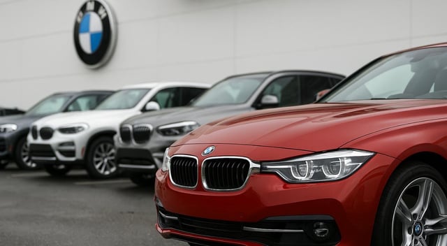 Una prestigiosa automotriz retira 200.000 autos tras detectar falla que podría provocar incendios