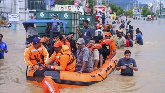 NDRF Rescues Commuters As Floods Submerge Bus Station And Residential Areas; Residents Plead for Help | Image: ANI