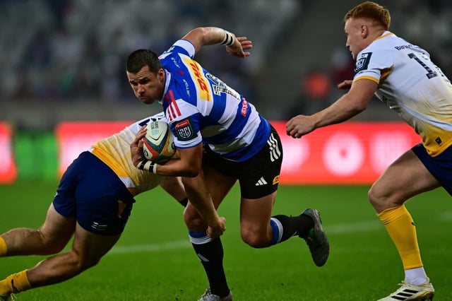Stormers captain Ruhan Nel powers through the Leinster defence during their impressive URC win over the defending champs at the Cape Town Stadium on Friday night. Picture: Ashley Vlotman/Gallo Images/Getty Images