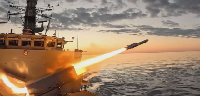 HMS Somerset test-fires Naval Strike Missile