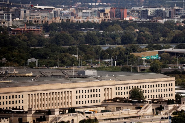 The Pentagon building is seen in Arlington, Virginia, U.S. October 9, 2020. REUTERS/Carlos Barria/File Photo