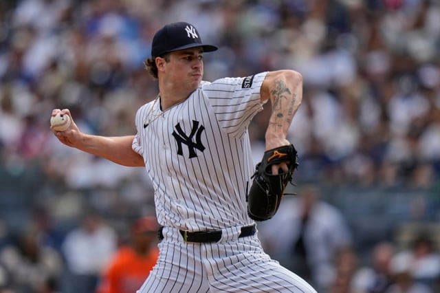 New York Yankees' Cam Schlittler pitches during the first inning of a baseball game against the Baltimore Orioles Saturday, Sept. 27, 2025, in New York. (AP Photo/Frank Franklin II)