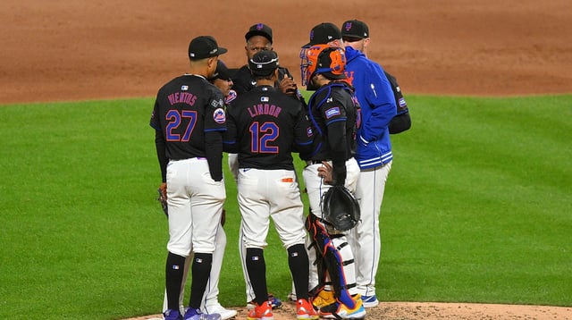 Oct 16, 2024; New York City, New York, USA; New York Mets pitcher Luis Severino (40) and players meet at the mound against the Los Angeles Dodgers in the third inning during game three of the NLCS for the 2024 MLB playoffs at Citi Field. Mandatory Credit: John Jones-USA TODAY Sports
