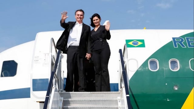 Jair Bolsonaro e Michelle Bolsonaro: ex-primeira-dama aposta na recuperação dos direitos políticos do marido até 2026.