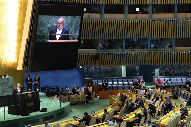 El presidente de Irán, Masoud Pezeshkian habla ante la Asamblea General de la ONU.   Michael M. Santiago/Getty Images/AFP (Photo by Michael M. Santiago / GETTY IMAGES NORTH AMERICA / Getty Images via AFP)