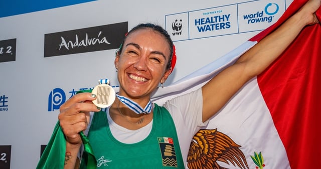 La atleta mexicana obtuvo su segunda medalla con esta victoria. Foto: CONADE