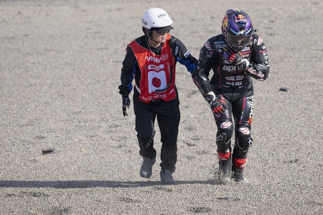 Jorge Martin of Spain and Aprilia Racing walks out of track after crashed out during the MotoGP Of Japan - Sprint at Twin Ring Motegi on September 27, 2025 in Motegi, Japan.