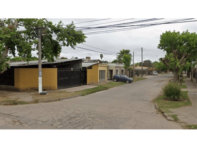 Conmoción por el asesinato de una jubilada de 82 años en Capitán Bermúdez, Santa Fe (Imagen: captura Google Street View).