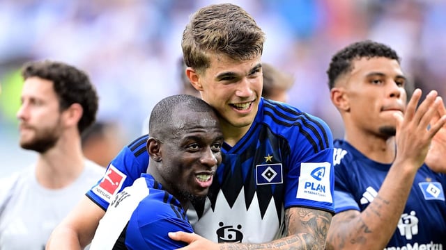 Erleben Sie heute Spitzenfußball aus Bundesliga, 2. Liga, 3. Liga und internationalen Duellen.