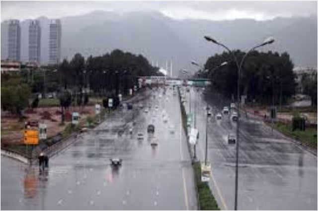 Weather Update; Rain Expected in Southeast Sindh