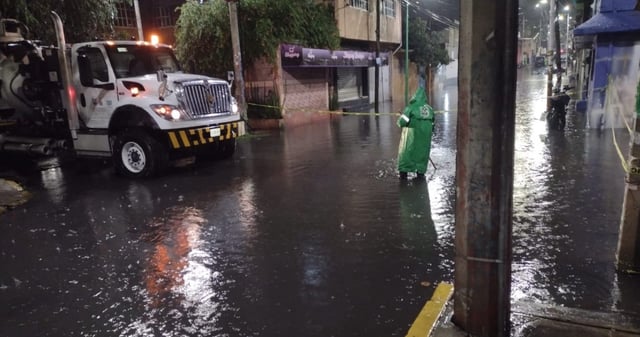 Las alcaldías de la CdMx más afectadas por las lluvias de anoche fueron Iztapalapa, Tláhuac, Venustiano Carranza y Gustavo A. Madero. Foto: X @ClaraBrugadaM