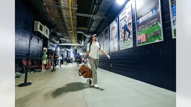 9.28.25 CARvsNE - AH100016