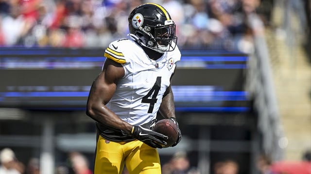 Sep 21, 2025; Foxborough, Massachusetts, USA; Pittsburgh Steelers wide receiver Dk Metcalf (4) reacts after touchdown during the first quarter at Gillette Stadium. Mandatory Credit: Brian Fluharty-Imagn Images