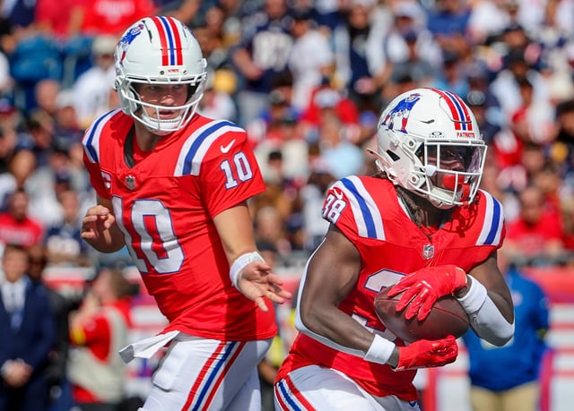 Drake Maye and the Patriots will look to get back to .500.