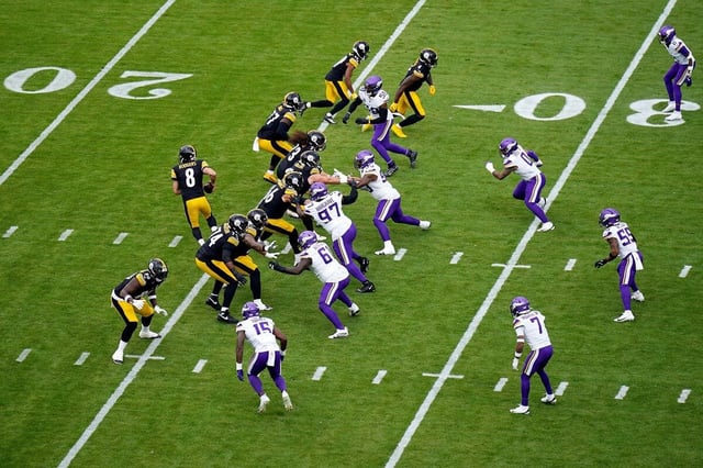 An aerial view of the NFL Dublin Game between the Minnesota Vikings and the Pittsburgh Steelers.