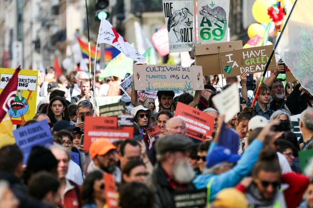 Marche pour le climat à Paris, le 28 septembre 2025.