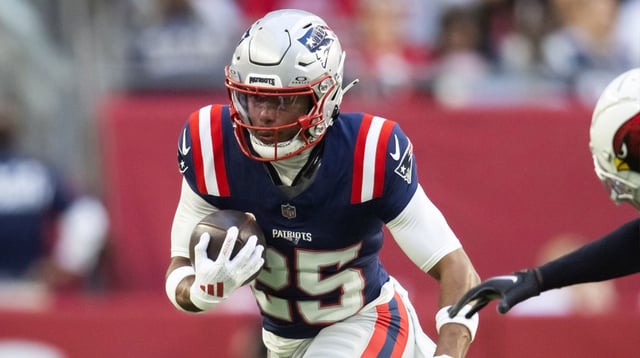 Dec 15, 2024; Glendale, Arizona, USA; New England Patriots cornerback Marcus Jones (25) against the Arizona Cardinals at State Farm Stadium. Mandatory Credit: Mark J. Rebilas-Imagn Images