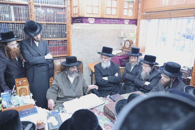 Rav Bransdorfer Rules: One May Vaccinate Against Measles Even On Shabbos When Necessary
