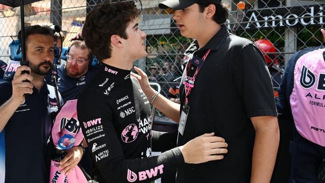 Franco Colapinto y Falco Briatore, en el paddock