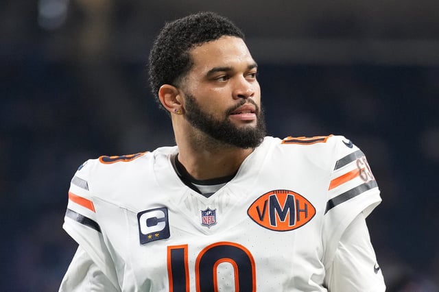 Caleb Williams #18 of the Chicago Bears warms up prior to the game against the Detroit Lions at Ford Field on September 14, 2025 in Detroit, Michigan.