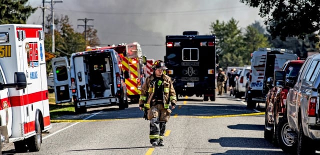 Une église mormone située à Grand Blanc, dans le Michigan, a été incendiée après qu'un homme a ouvert le feu, faisant un mort et neuf blessés le 28 septembre 2025