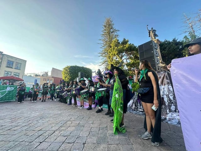 Integrantes del distintos colectivos feministas