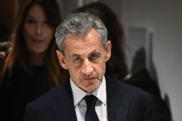 L’ex-président de la République Nicolas Sarkozy au tribunal correctionnel de Paris, qui l’a condamné à cinq ans de prison, le 25 septembre 2025.