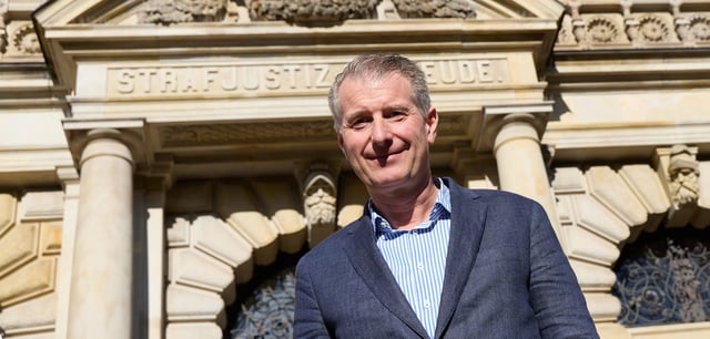 Nebenkläger Stephan Hensel, Ex-Ehemann und Vater der Kinder von Block, vor dem Hamburger Landgericht