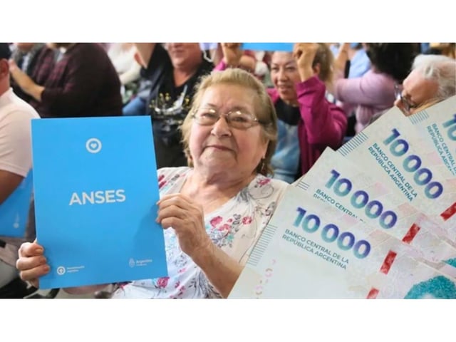 ANSES confirmó los haberes mínimos, máximos y bonos extras que cobrarán los jubilados y pensionados en octubre (Imagen ilustrativa).