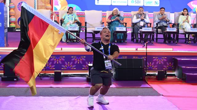 Niko Kappel kämpft trotz Verletzungen bei der Para-WM in Neu-Delhi um seinen dritten Titel.