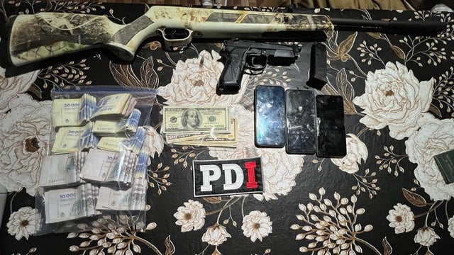 Armas, dinero y drogas secuestradas tras la detención de Zapa, barra de Newell´s investigado por narcomenudeo. 
