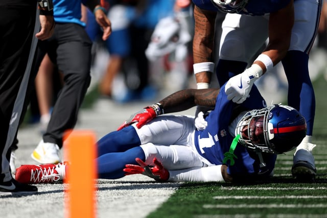 EAST RUTHERFORD, NEW JERSEY - SEPTEMBER 28: Malik Nabers #1 of the New York Giants reacts after being injured against the Los Angeles Chargers during the second quarter in the game at MetLife Stadium on September 28, 2025 in East Rutherford, New Jersey. (Photo by Ishika Samant/Getty Images)