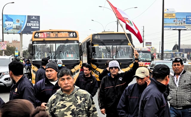 Gremios de transporte otorga una semana de plazo a Ejecutivo para frenar la inseguridad: "Habrá otro paro si no cumplen"