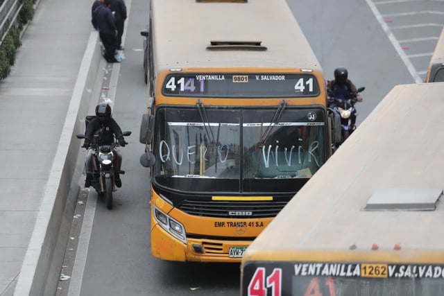 Gremios de transportistas rechazan cualquier fin político en sus medidas de protesta. Para ellos, lo esencial es que entre los poderes estatales se acuerde una política de lucha contra la delincuencia. Foto: GEC